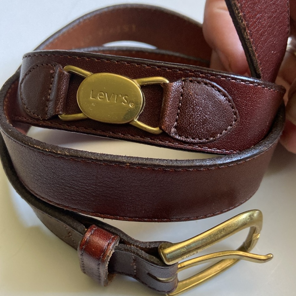 Vintage Levi’s Leather belt 1” Wide -Sz 32